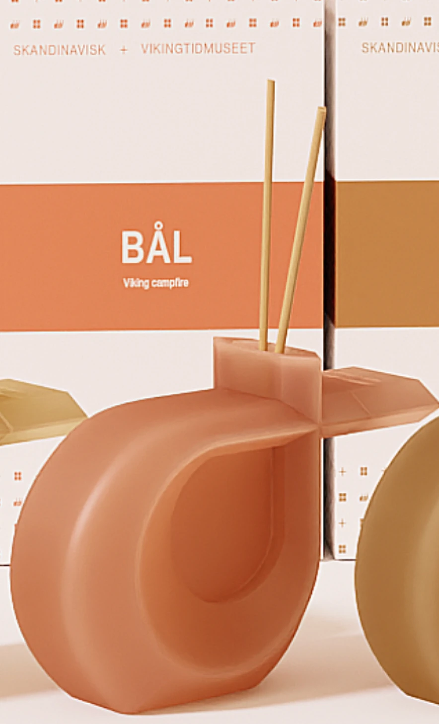 Bål scent diffuser with packaging
